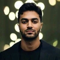 Khizr Minhaas